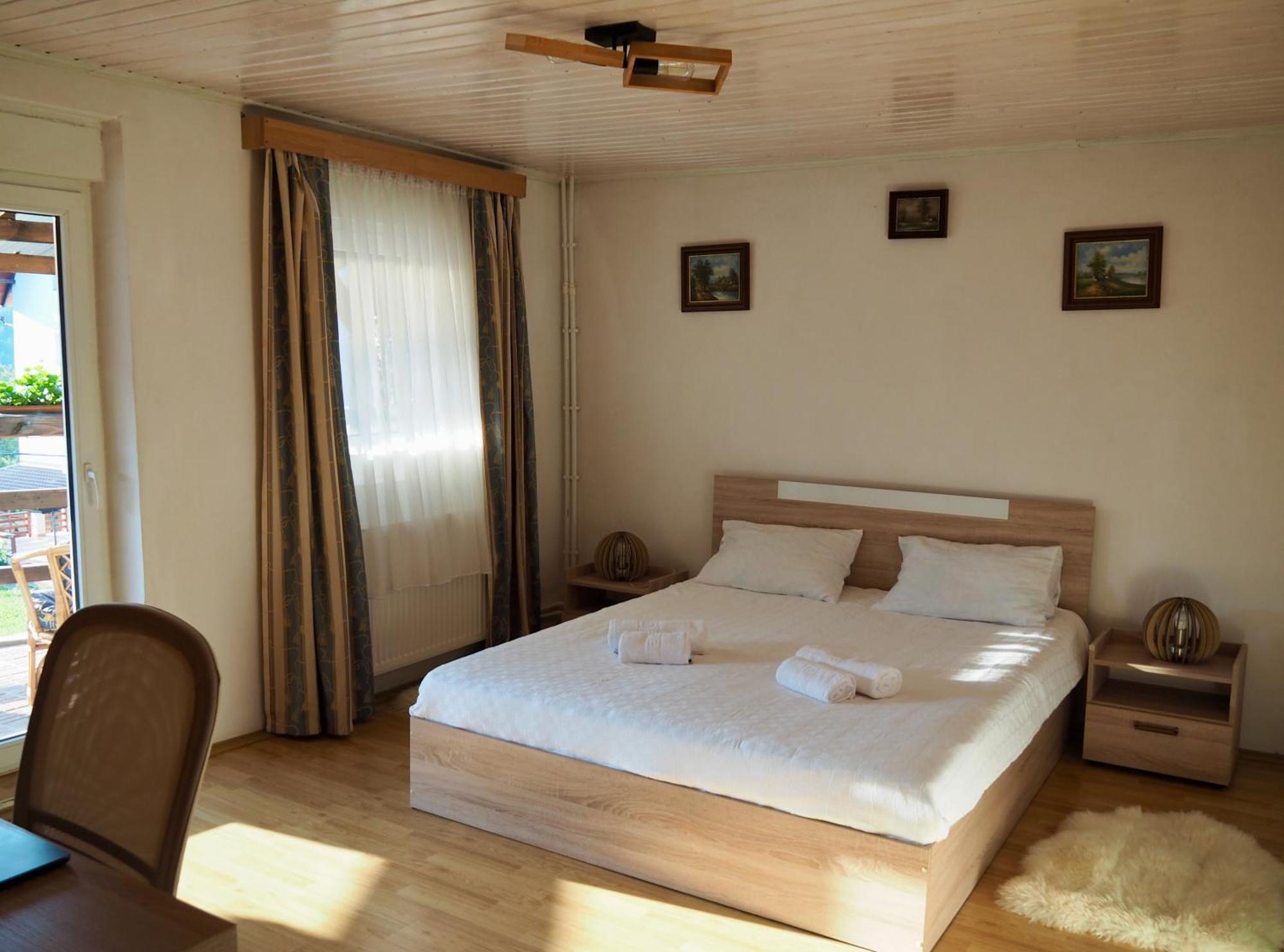 Holiday House Văliug Extérieur photo